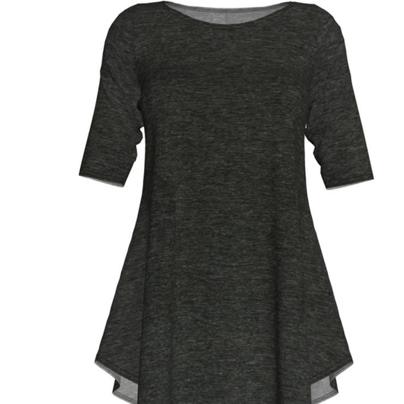 Bella Flore Tops - NIB Bella Flore Gray 3/4 sleeve tunic